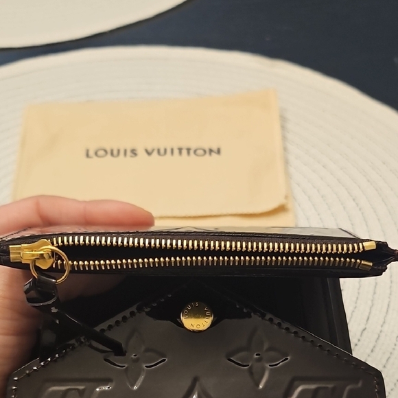 Louis Vuitton Victorine Leather Wallet - Amarante Vernis **Rare Find** - Picture 6 of 14